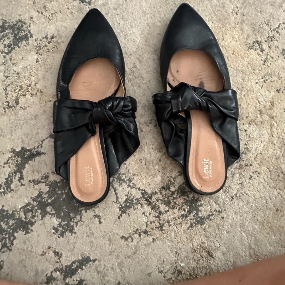 Lewit Black Bow Mules